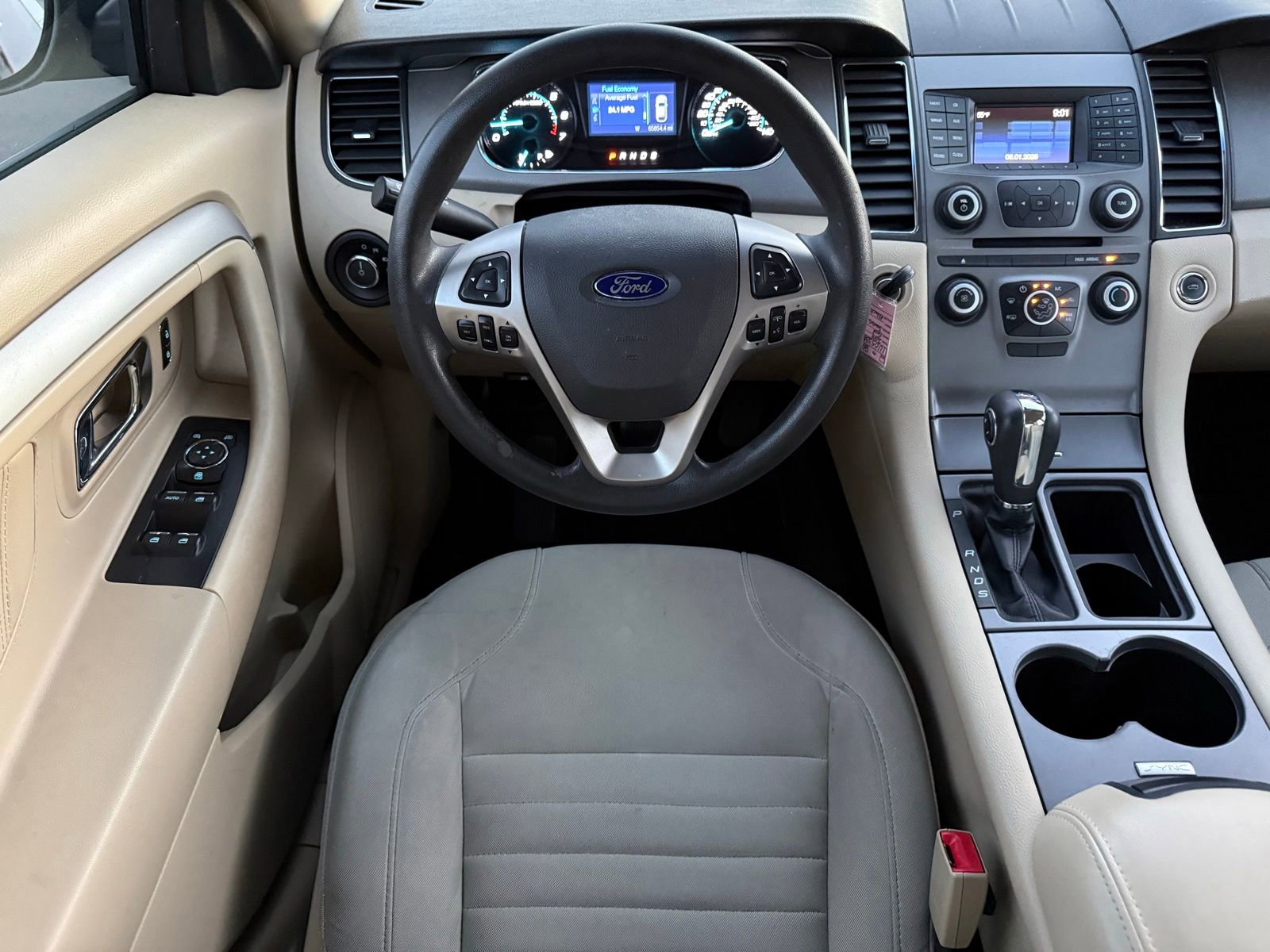 Used 2015 Ford Taurus SE FWD image 23