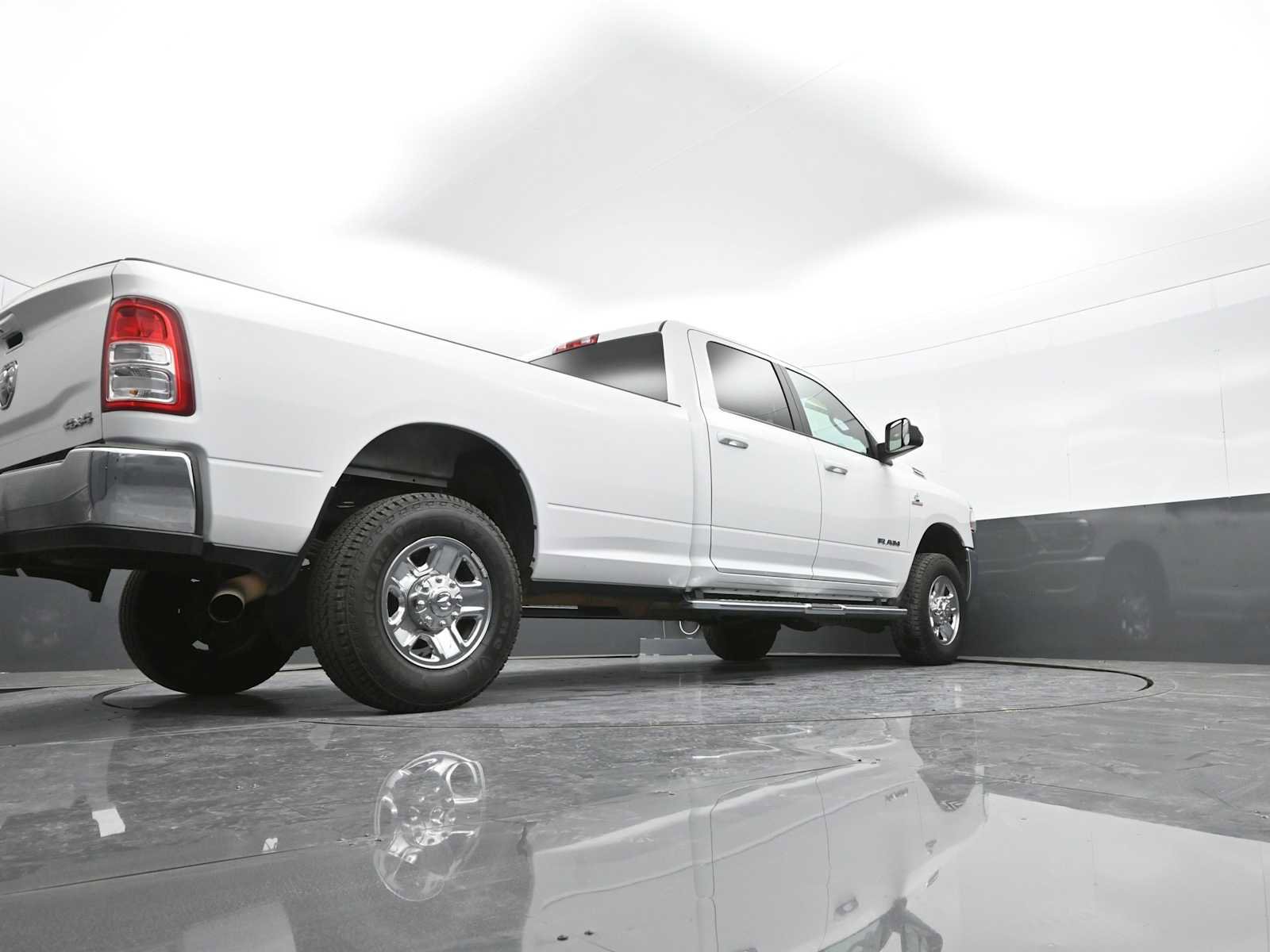 Used 2022 RAM 3500 Big Horn image 75