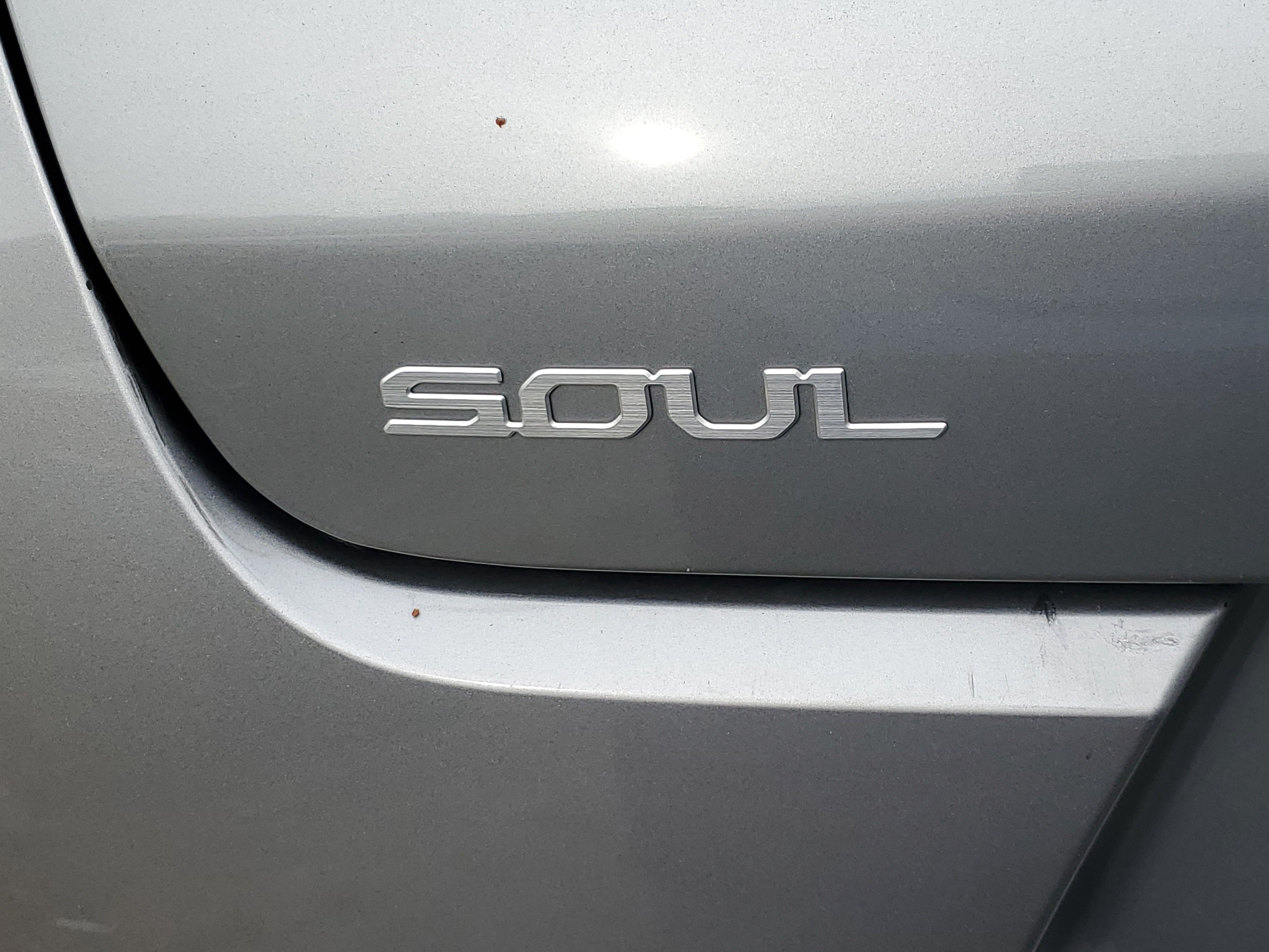 Used 2025 Kia Soul LX w/ LX Technology Package FWD image 7