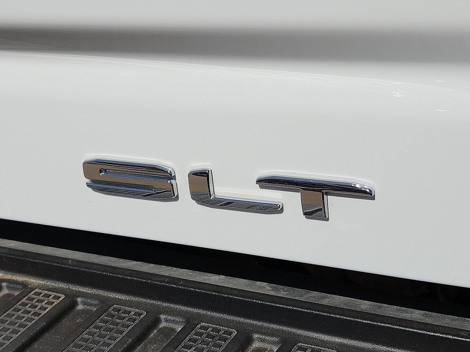 Used 2025 GMC Sierra 2500 SLT w/ Texas SLT Premium Package image 10