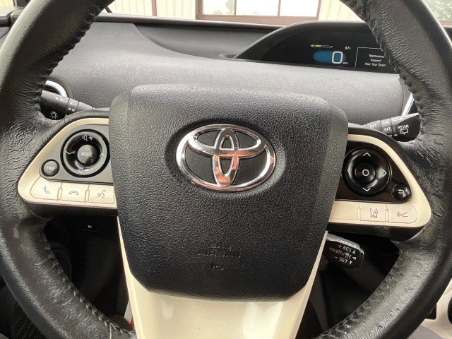 Used 2017 Toyota Prius Three Touring w/ Carpet Mat Package FWD image 3