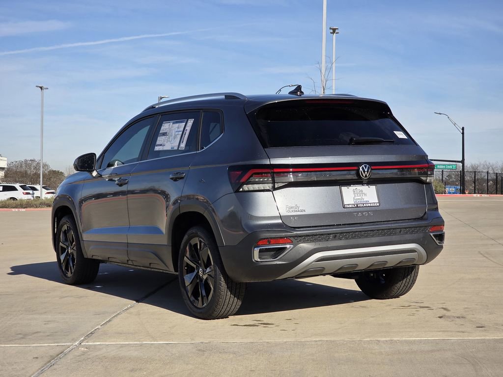 New 2026 Volkswagen Taos SE image 3