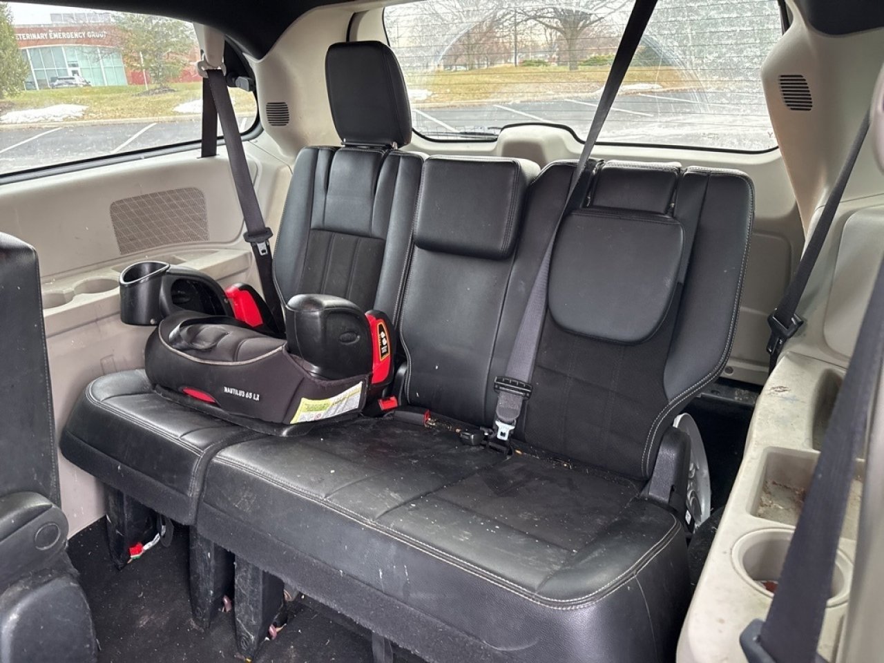 Used 2019 Dodge Grand Caravan SXT image 16