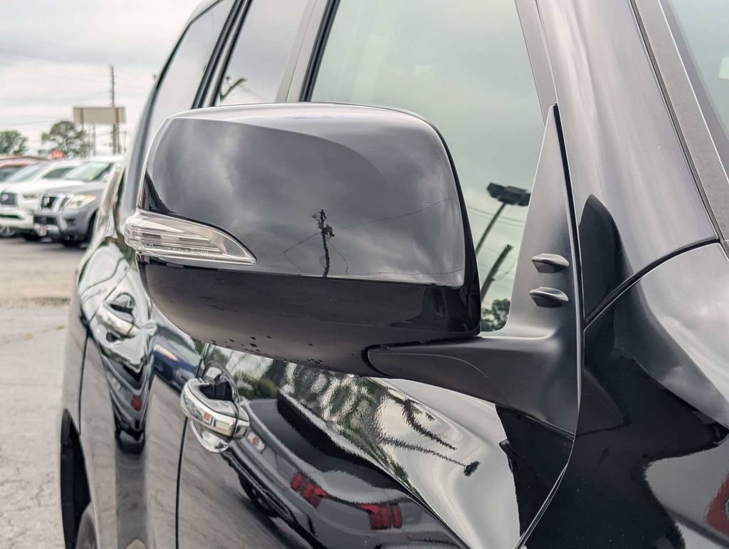 Used 2018 Lexus GX 460 Premium w/ Premium Package AWD/4WD image 13