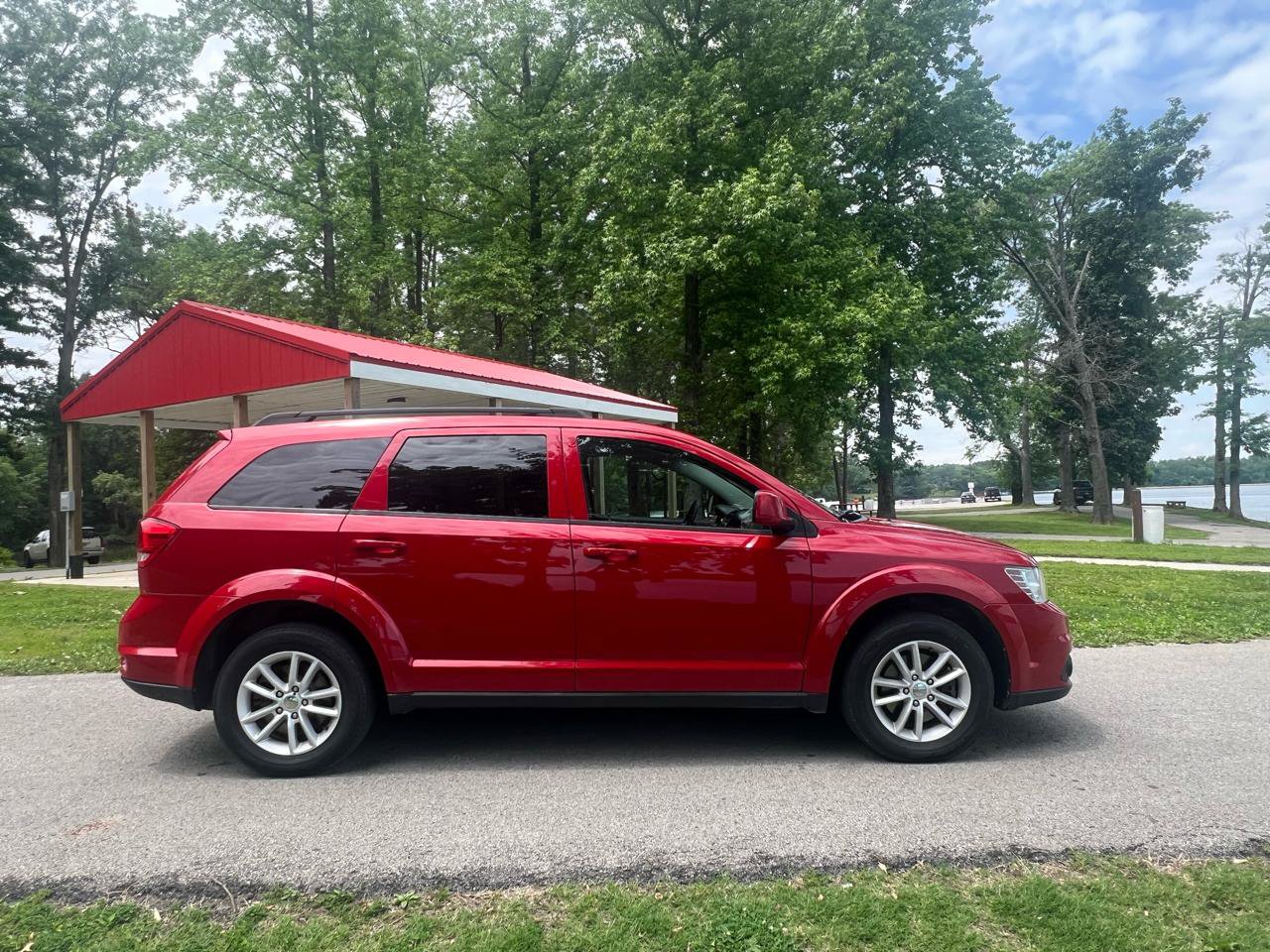 Used 2016 Dodge Journey SXT w/ Comfort/Convenience Group AWD/4WD image 5