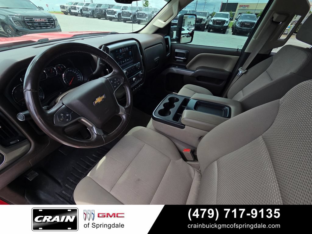 Used 2016 Chevrolet Silverado 2500 LT w/ LT Convenience Package AWD/4WD image 9