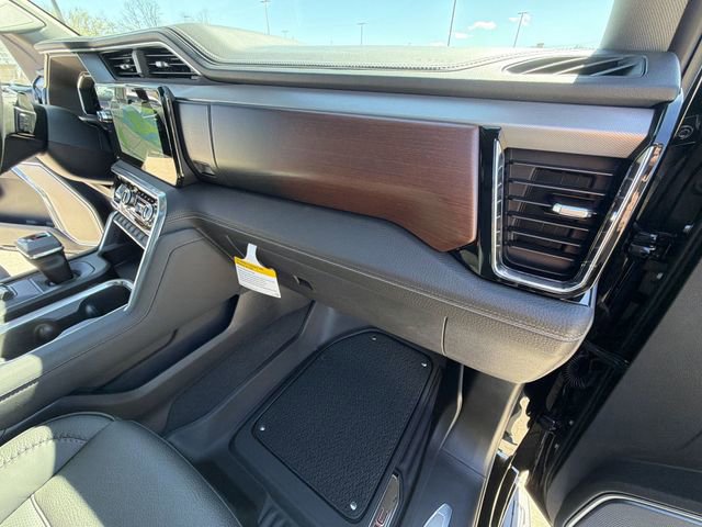 New 2026 GMC Sierra 1500 Denali w/ Technology Package AWD/4WD image 29