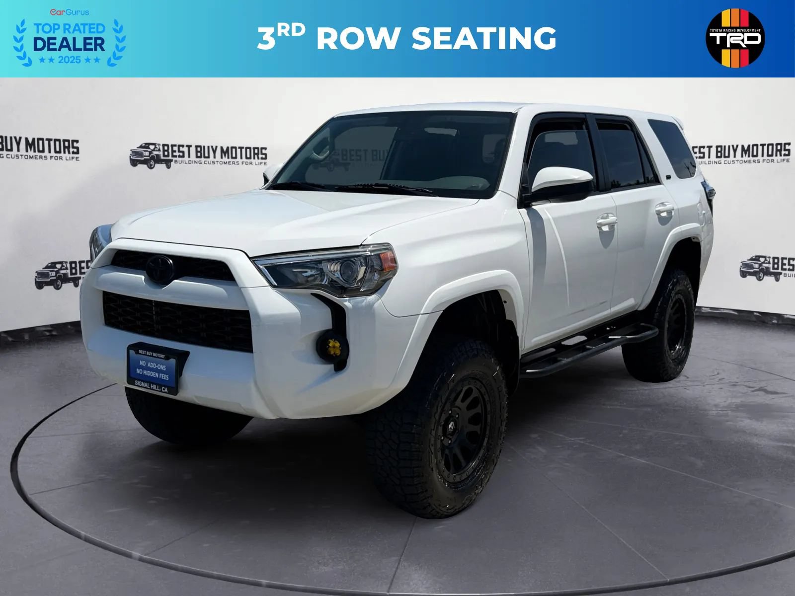 Used 2017 Toyota 4Runner SR5 AWD/4WD image 3