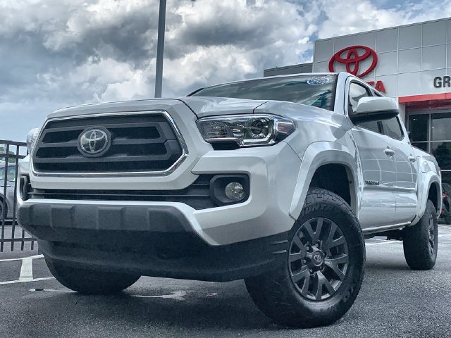 Used 2023 Toyota Tacoma SR5 RWD image 1