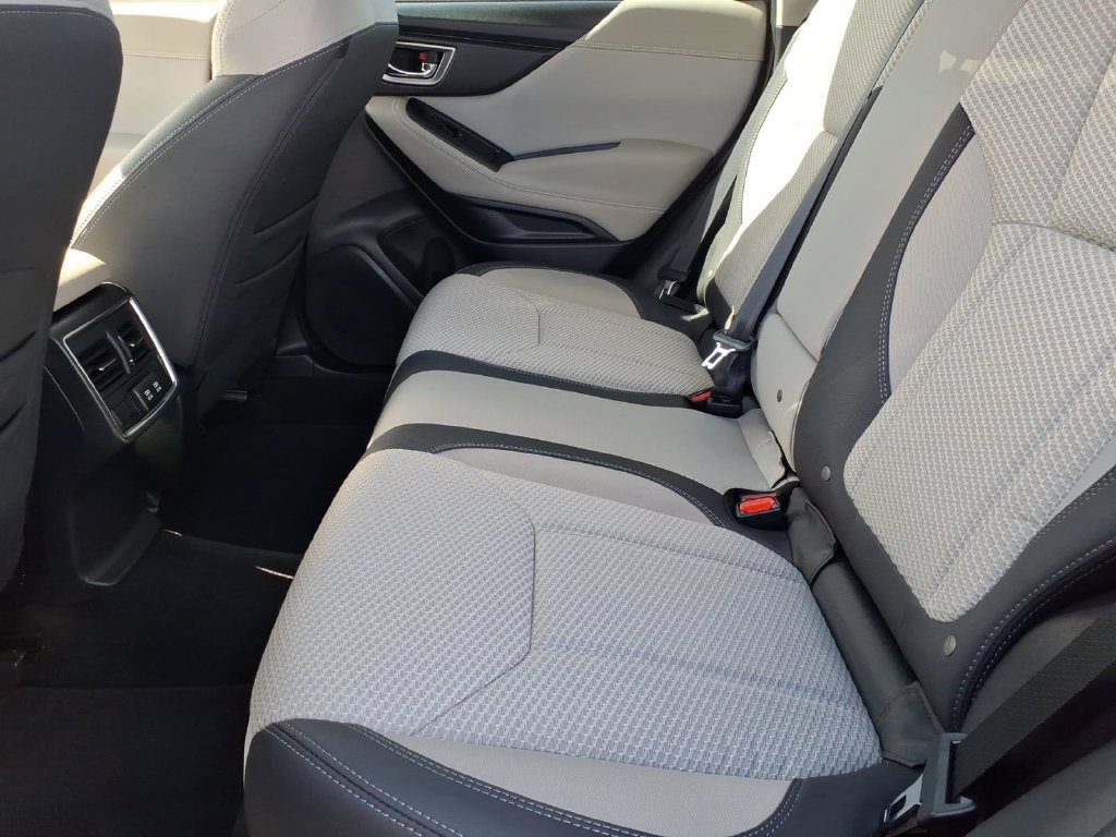 Certified 2023 Subaru Forester Premium AWD/4WD image 18