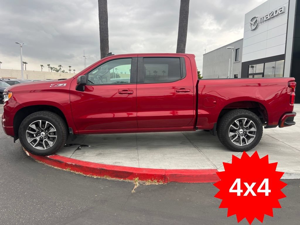 Used 2022 Chevrolet Silverado 1500 RST w/ Convenience Package II AWD/4WD image 9