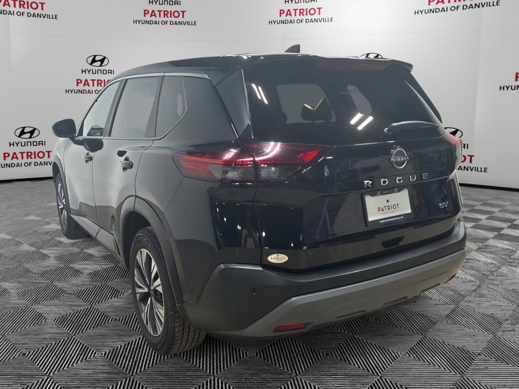 Used 2023 Nissan Rogue SV FWD image 4