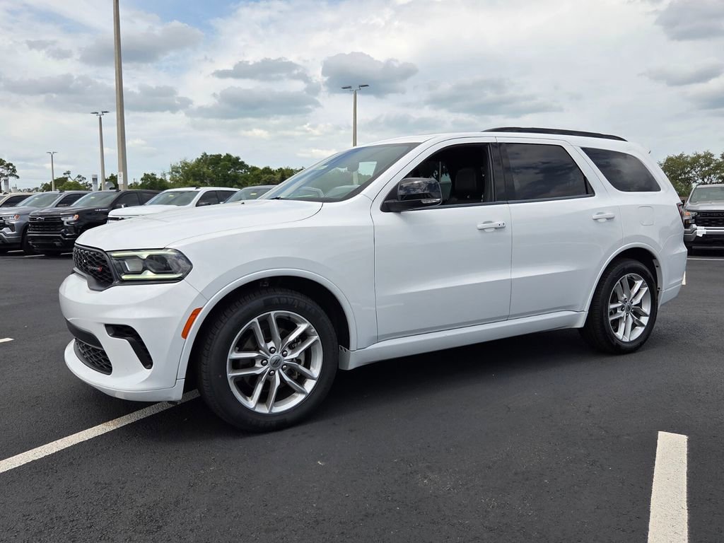 Used 2024 Dodge Durango GT RWD image 3