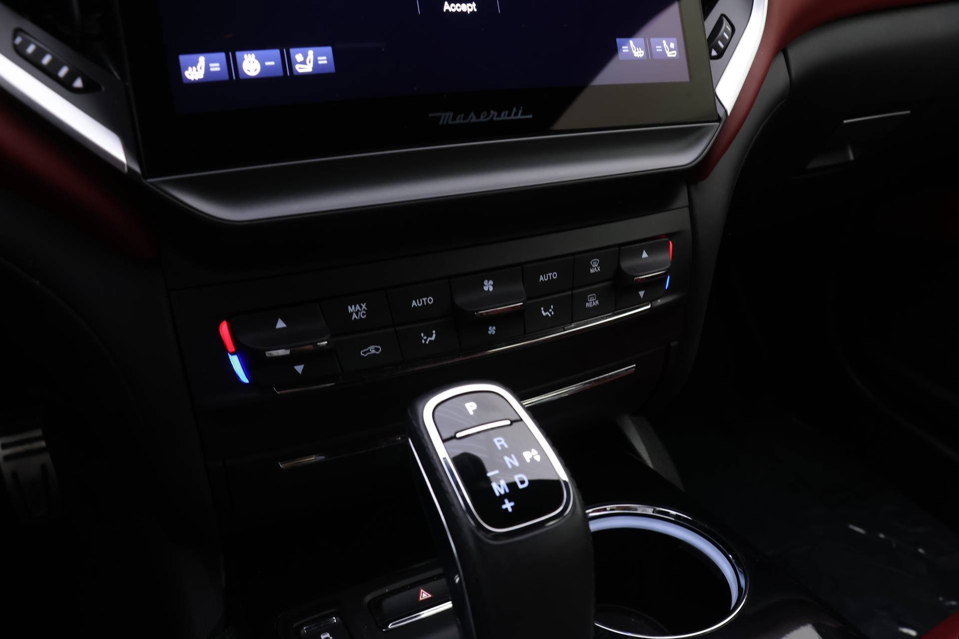 Used 2022 Maserati Ghibli Modena Q4 image 10