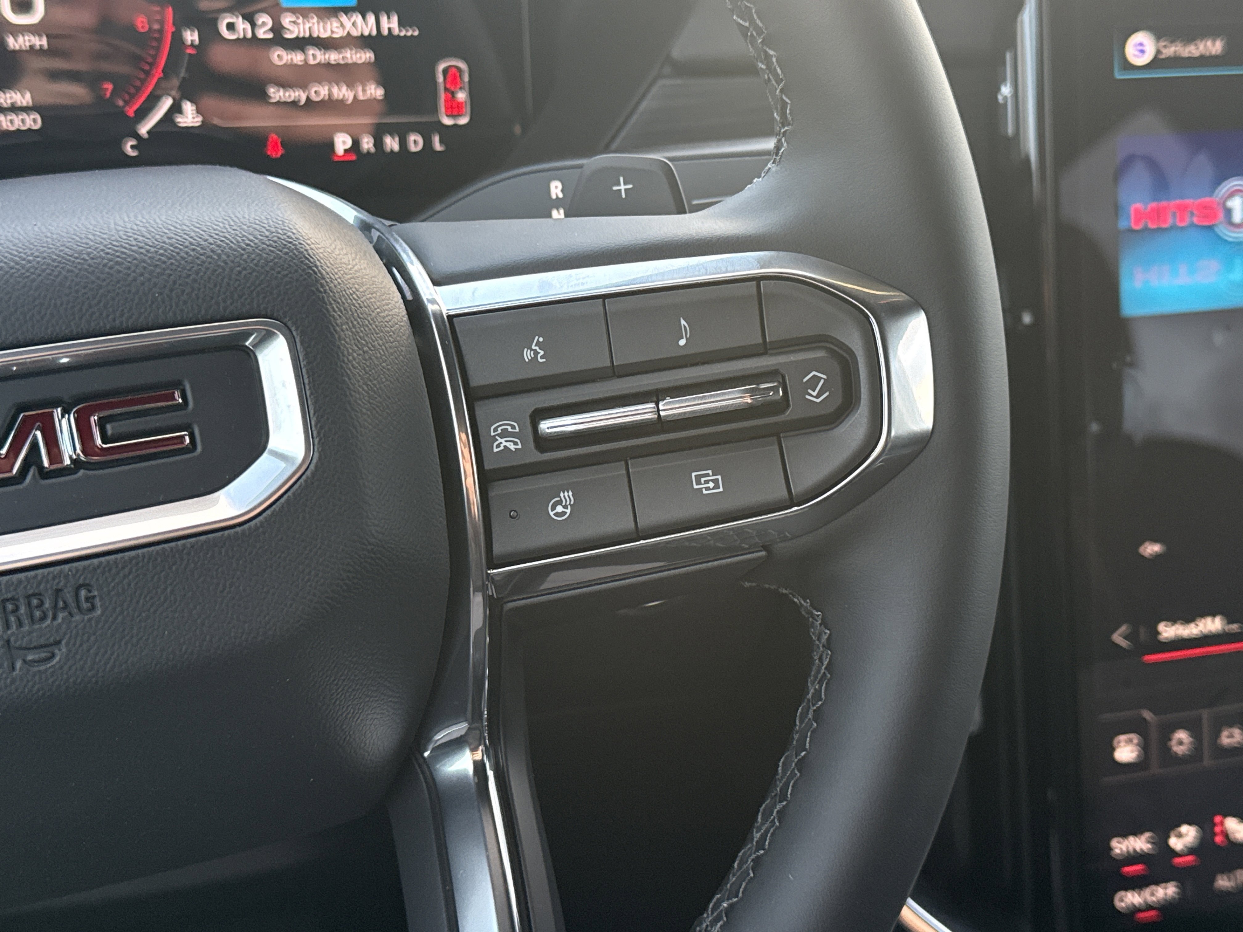 New 2026 GMC Acadia Elevation image 19