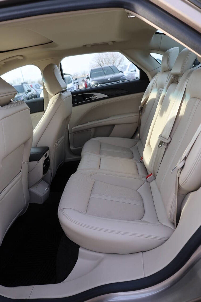 Used 2020 Lincoln MKZ Reserve w/ Elements Package image 17