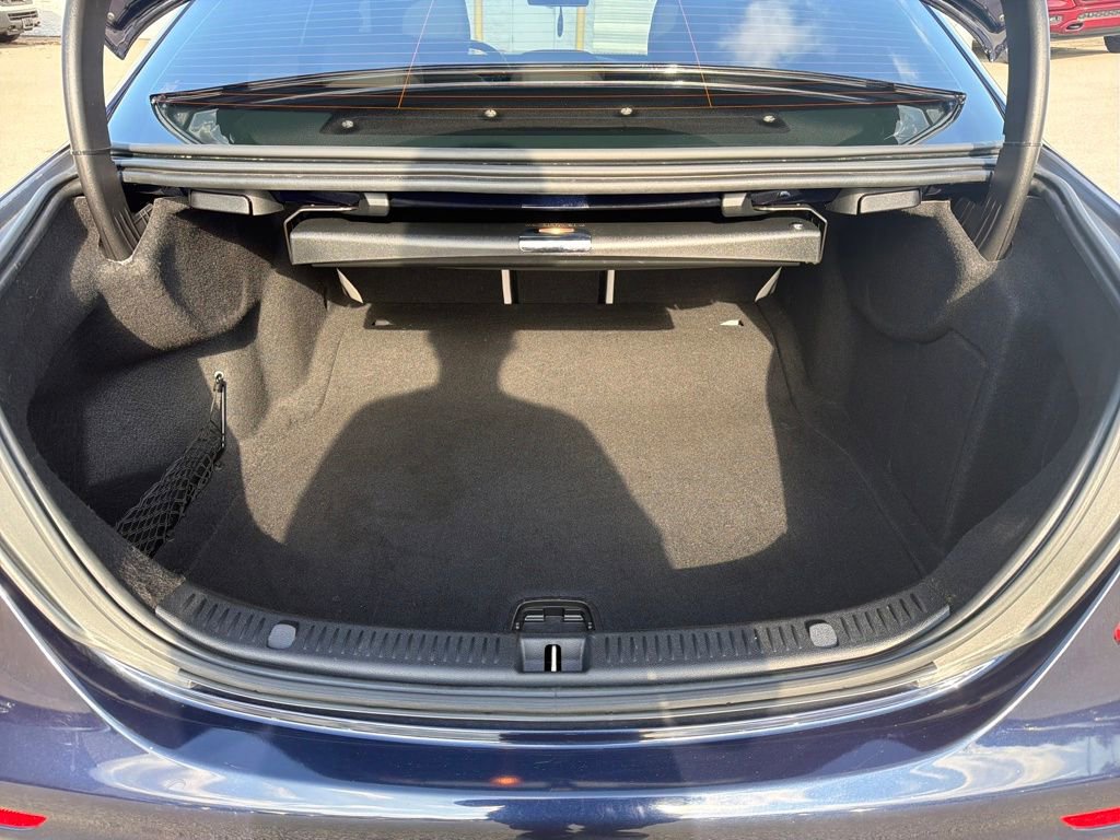 Used 2017 Mercedes-Benz E 300 4MATIC image 23