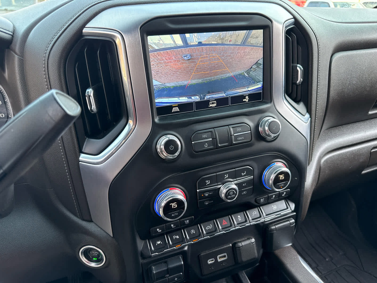 Used 2021 GMC Sierra 1500 SLT w/ SLT Premium Plus Package AWD/4WD image 33