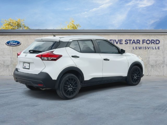 Used 2019 Nissan Kicks S FWD image 8