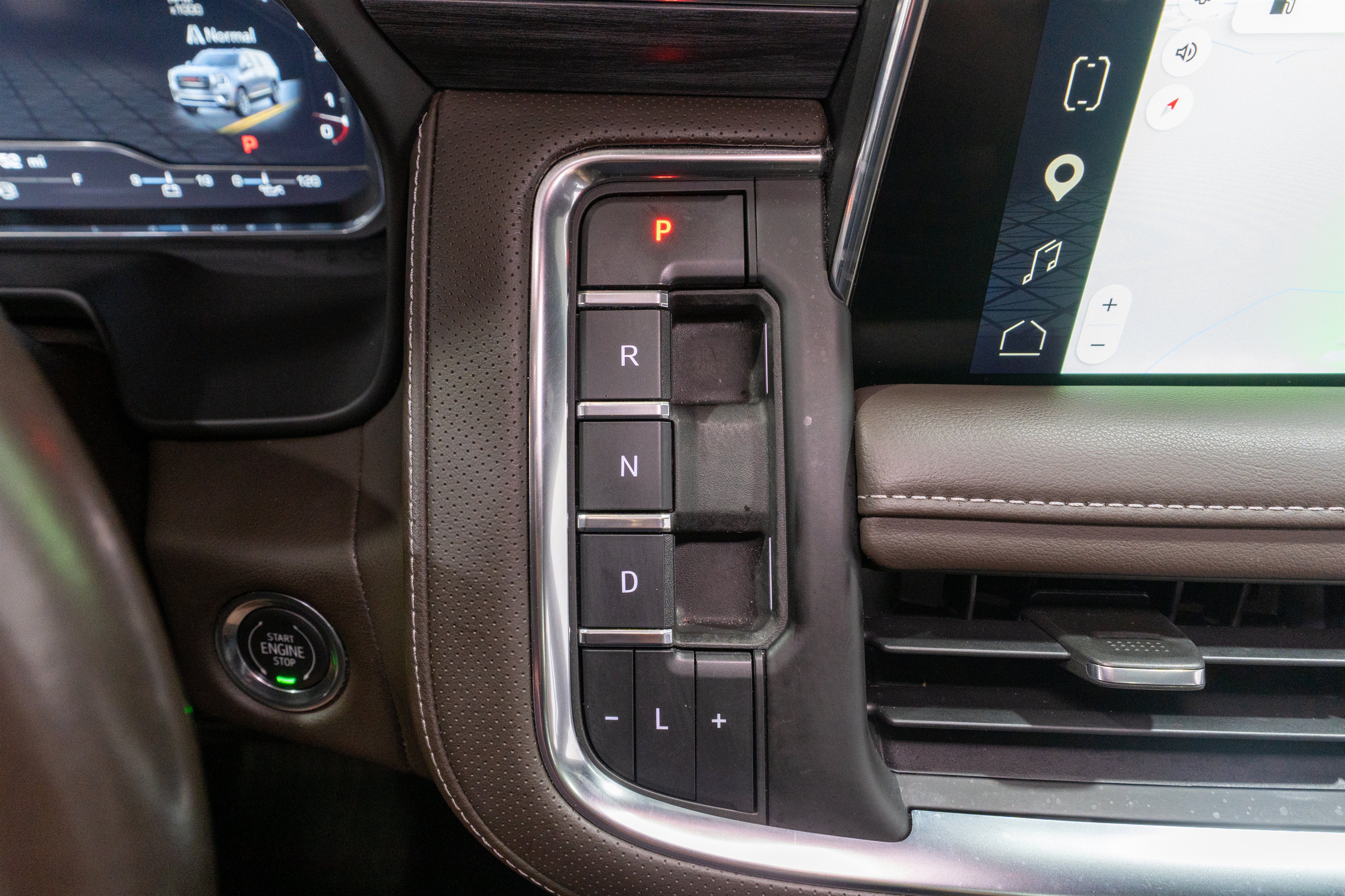 Used 2022 GMC Yukon SLT w/ SLT Premium Package RWD image 25
