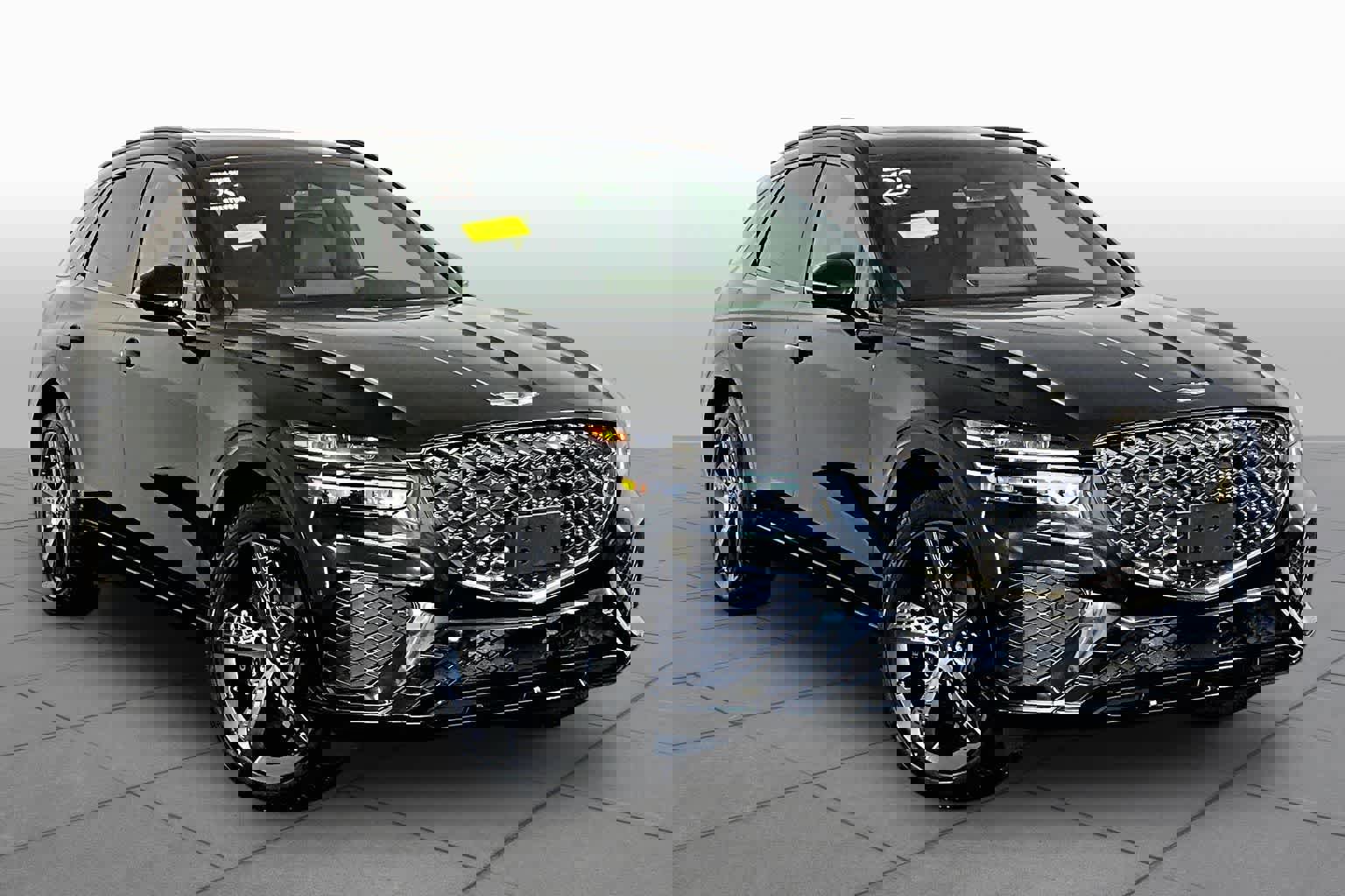 Used 2023 Genesis GV70 2.5T w/ Sport Prestige Package image 3