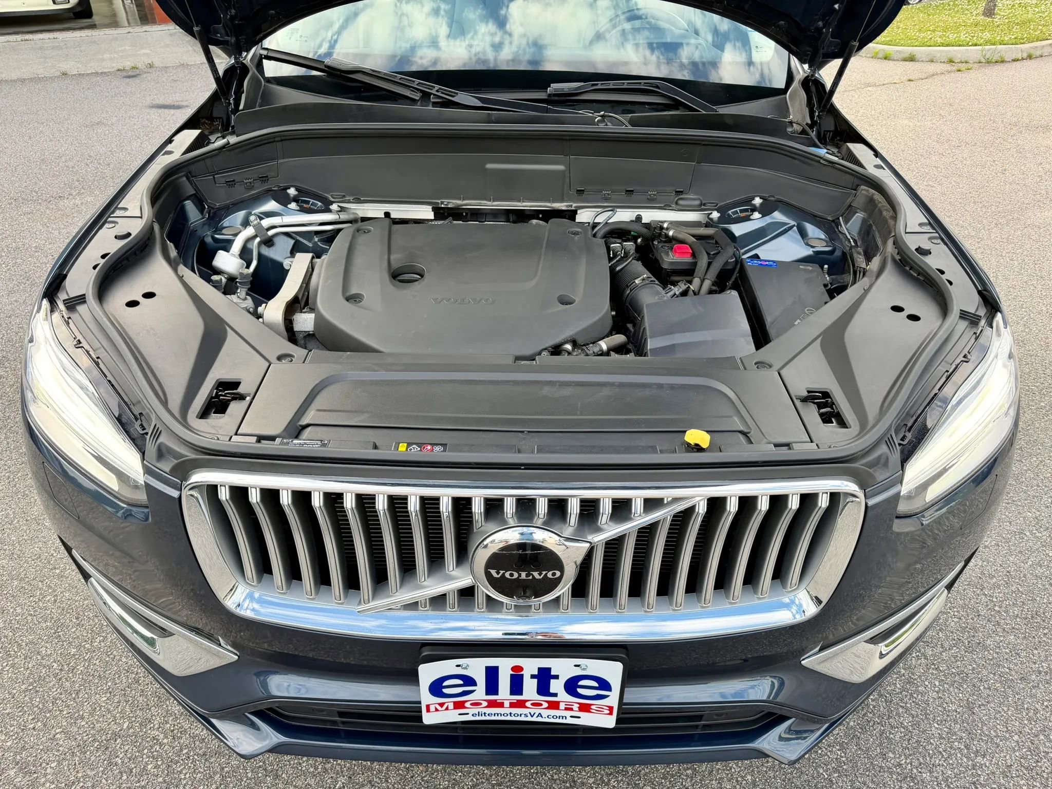 Used 2023 Volvo XC90 B6 Ultimate AWD/4WD image 9