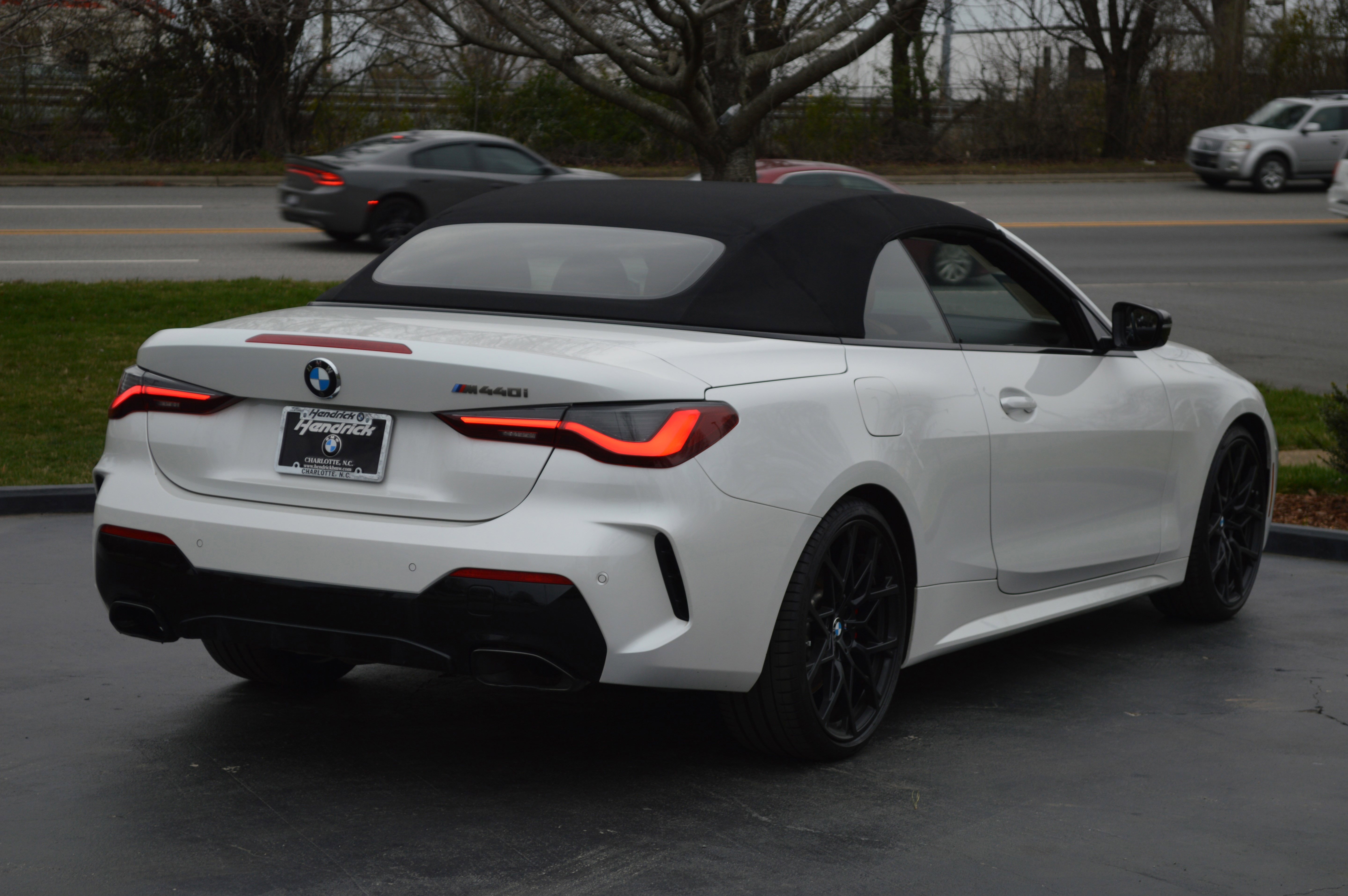 Certified 2024 BMW M440i Convertible w/ Premium Package image 19