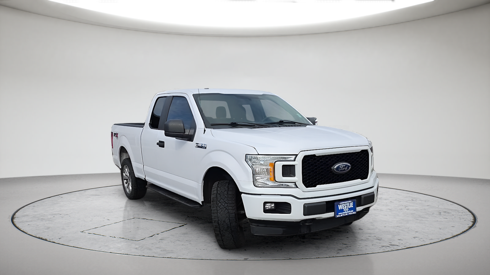 Used 2018 Ford F150 XL w/ Equipment Group 101A Mid AWD/4WD image 3