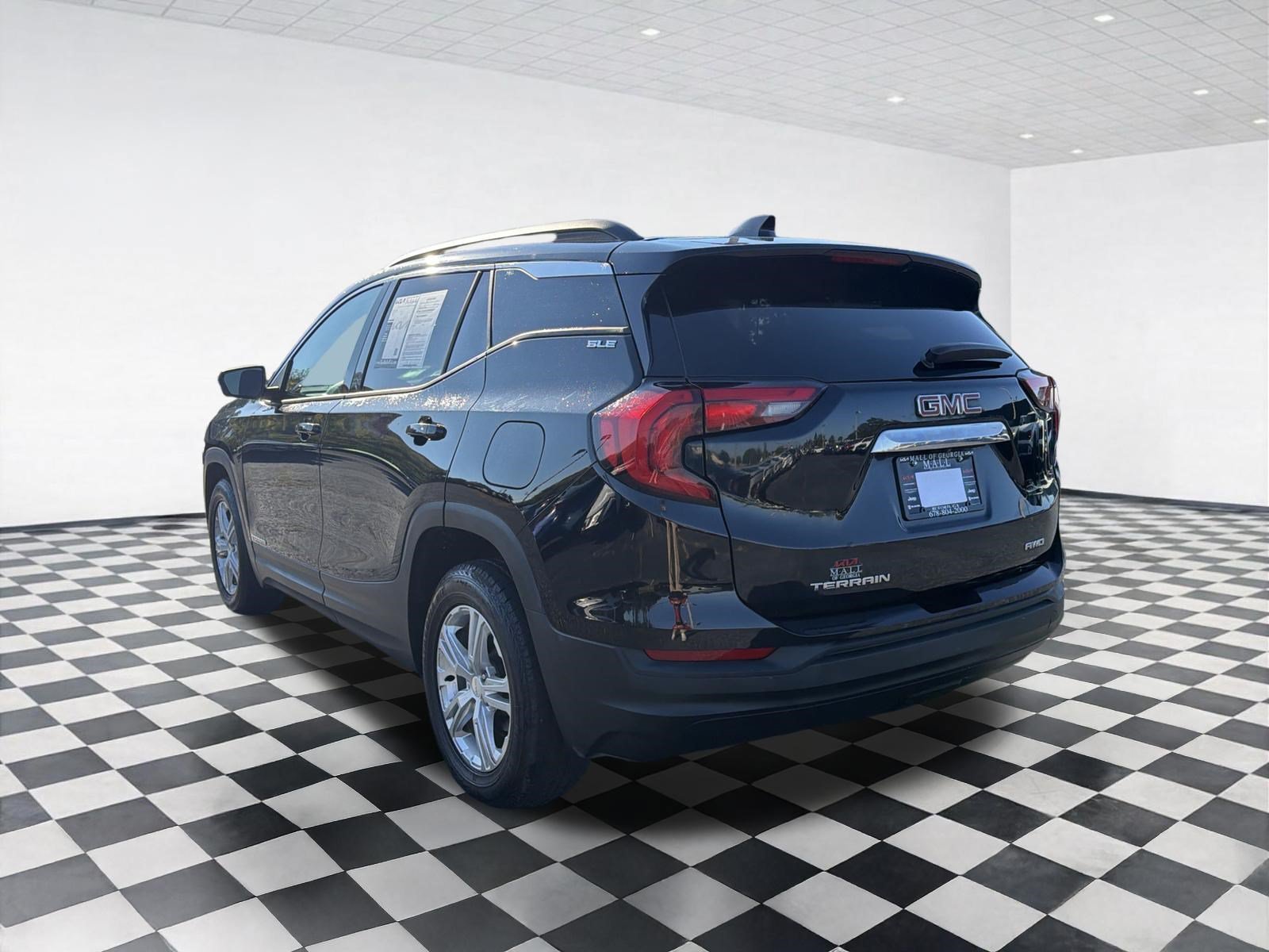 Used 2019 GMC Terrain SLE w/ Driver Convenience Package AWD/4WD image 9
