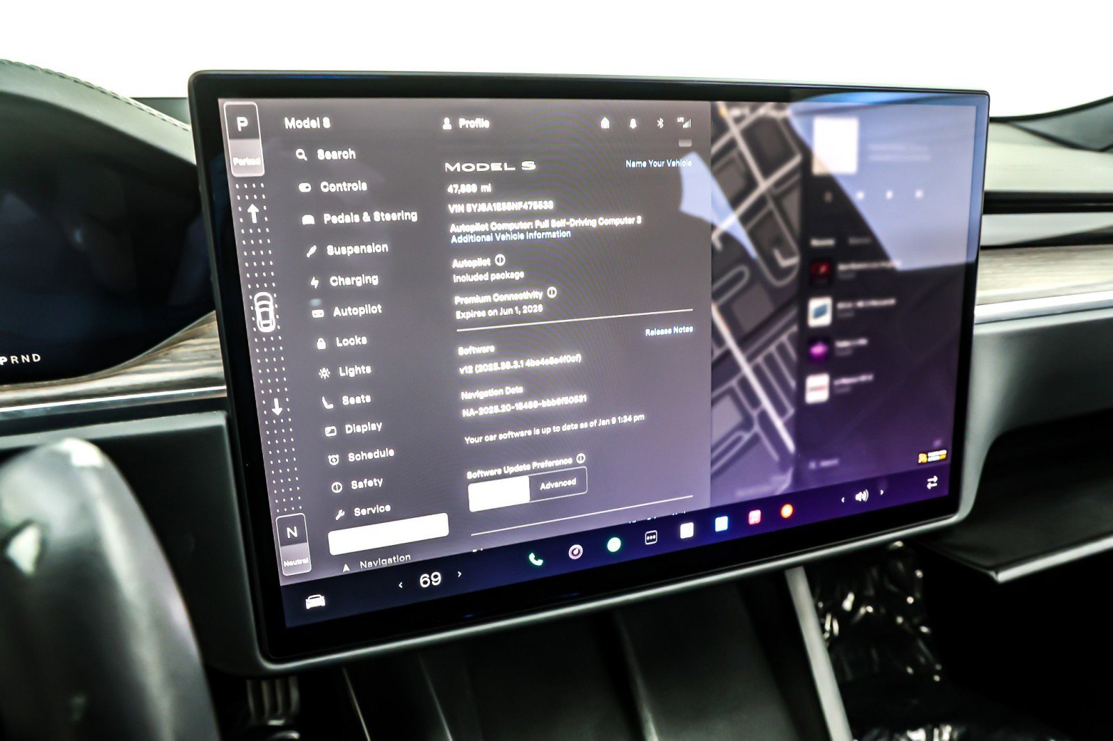 Used 2022 Tesla Model S AWD image 18