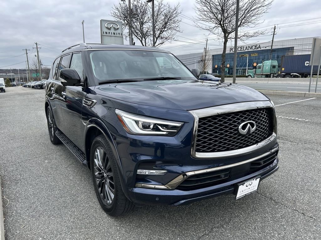 Certified 2023 INFINITI QX80 Premium Select w/ Cargo Package image 2