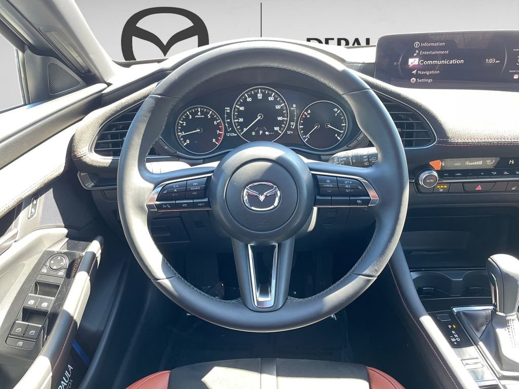 Used 2025 MAZDA MAZDA3 Carbon w/ Appearance Package image 12