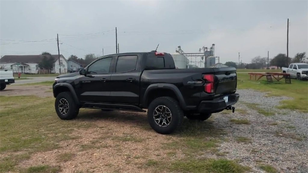 Used 2024 Chevrolet Colorado ZR2 w/ Technology Package image 6