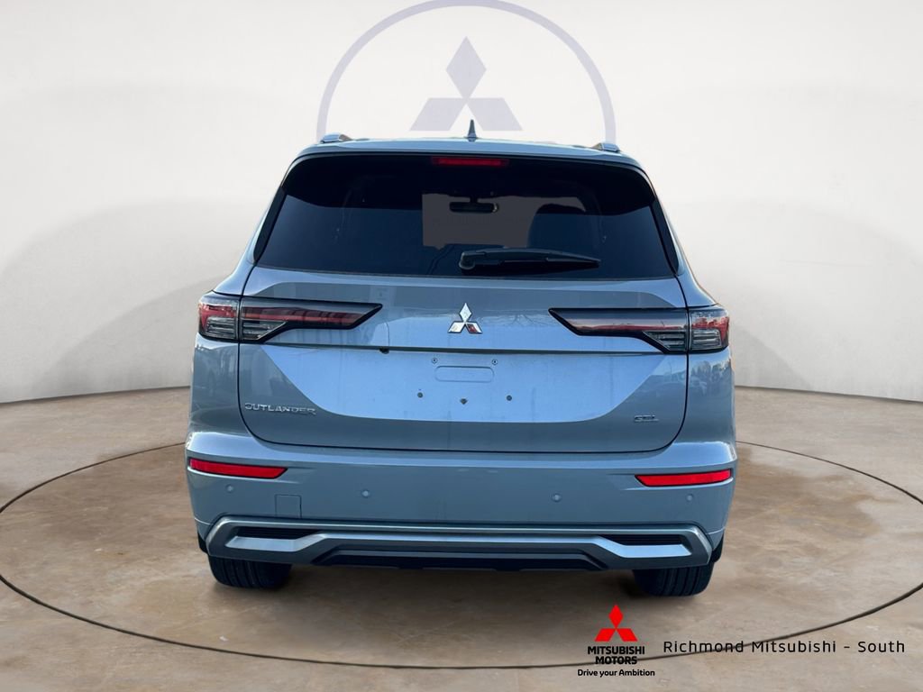 New 2026 Mitsubishi Outlander SEL image 4