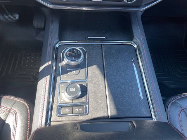 Used 2024 Ford Expedition Max Limited image 9
