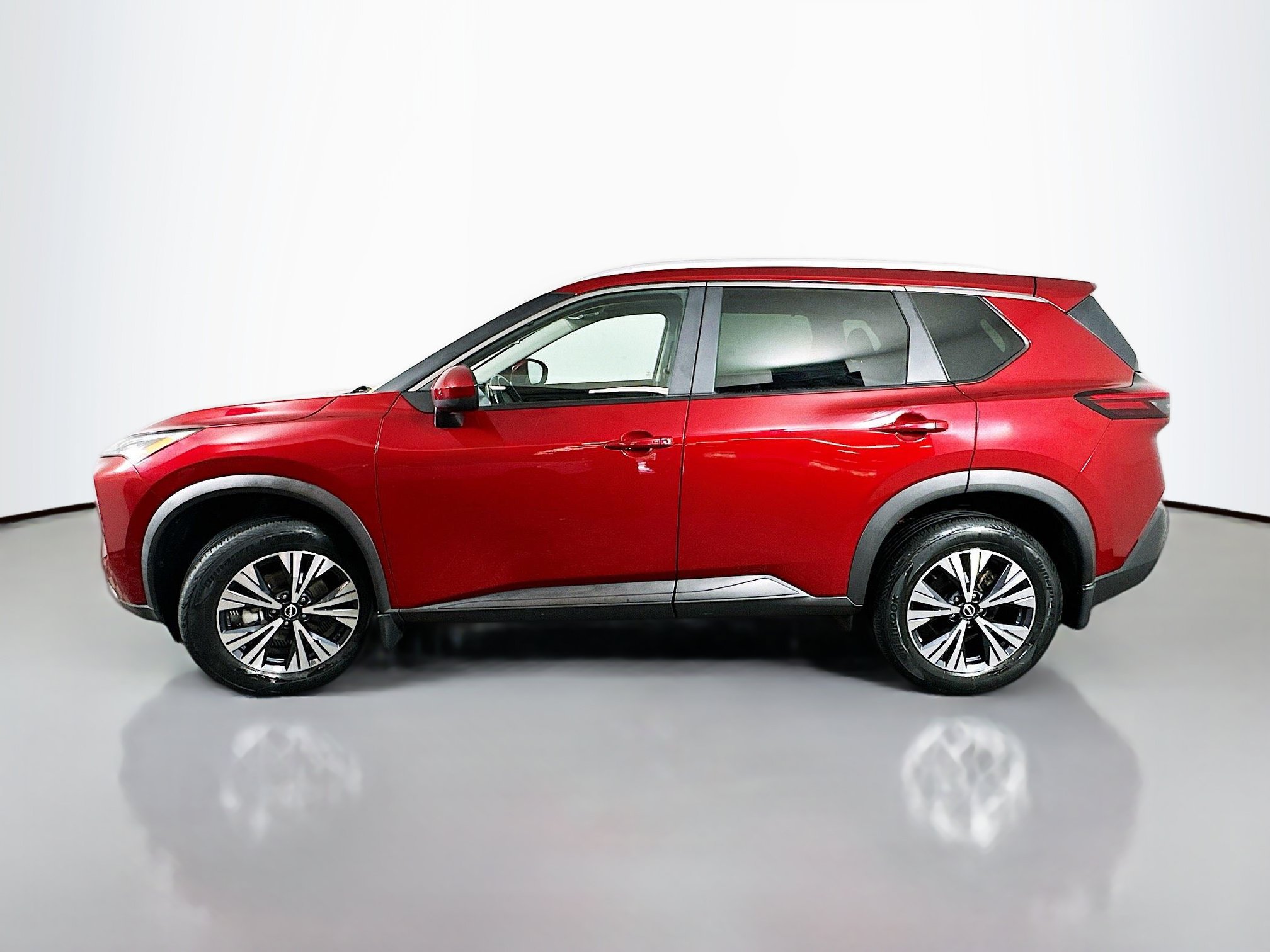 Used 2023 Nissan Rogue SV w/ SV Premium B Package AWD/4WD image 4