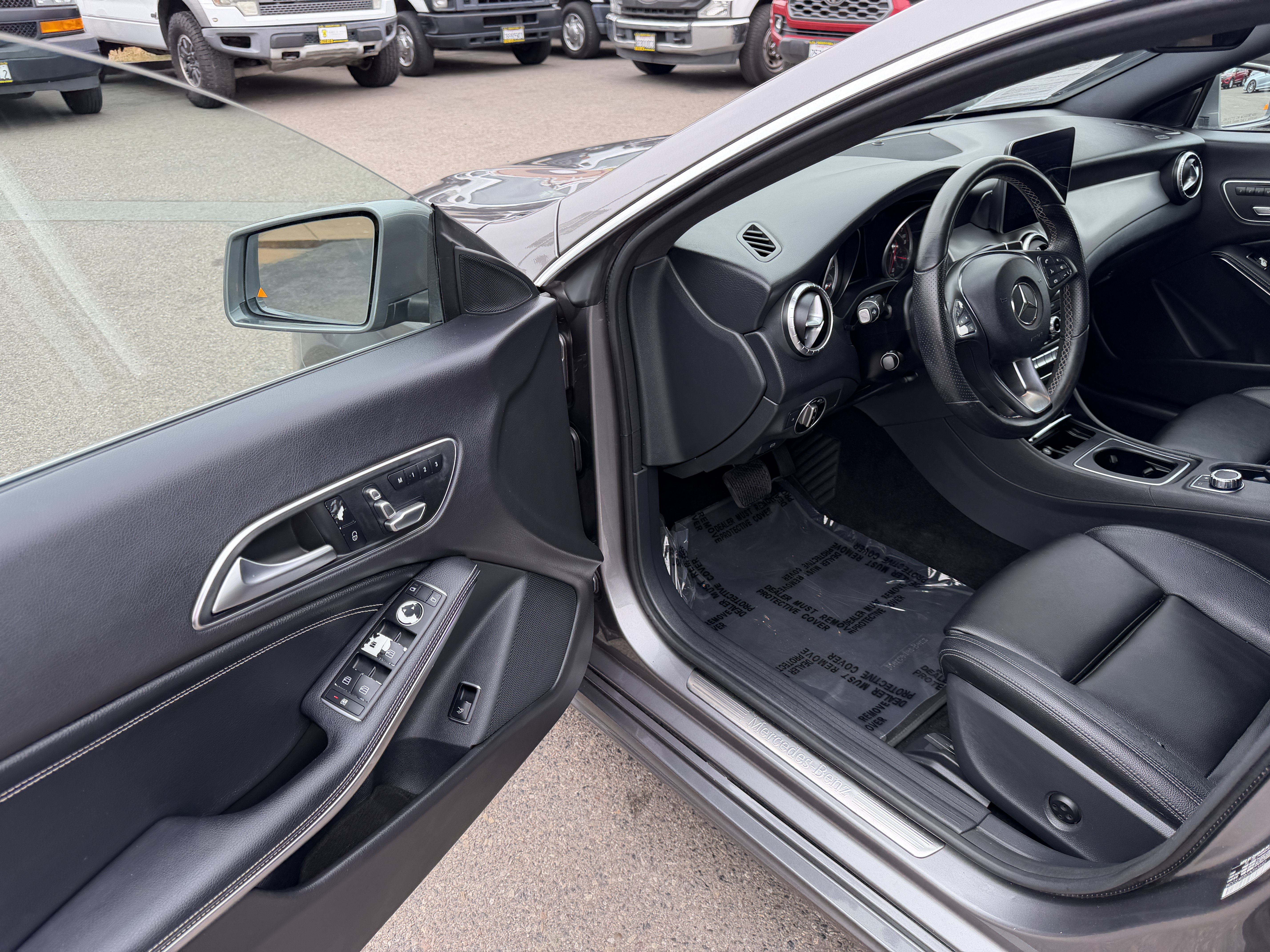 Used 2018 Mercedes-Benz CLA 250 image 16