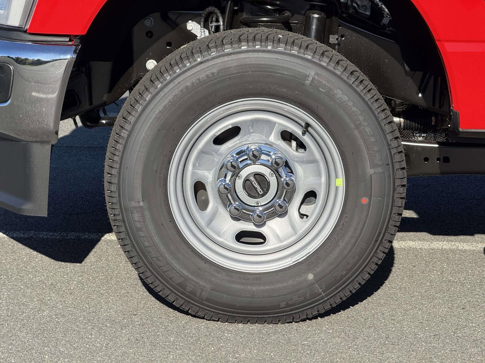 New 2026 Ford F250 XL image 7