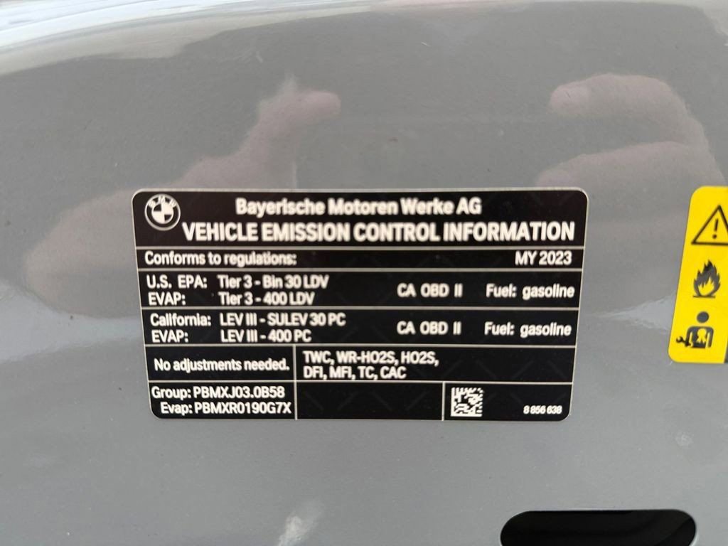 Used 2023 BMW 740i image 33