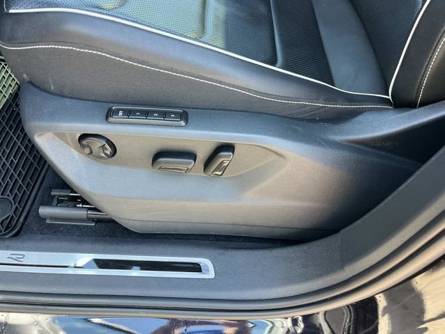 Used 2022 Volkswagen Tiguan SEL R-Line AWD/4WD image 35