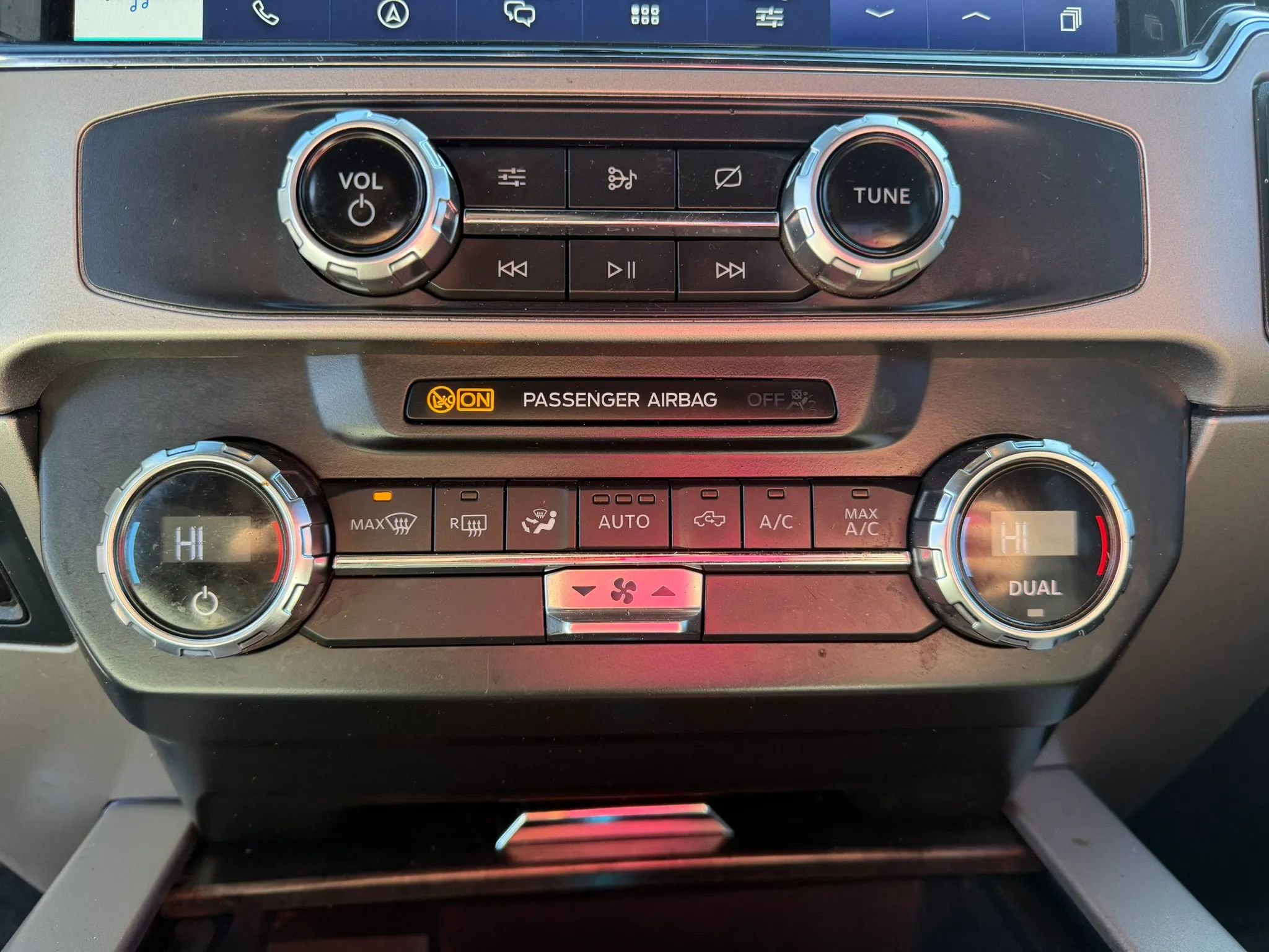 Used 2022 Ford F250 Lariat image 26