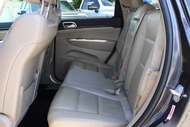 Used 2020 Jeep Grand Cherokee Limited RWD image 41