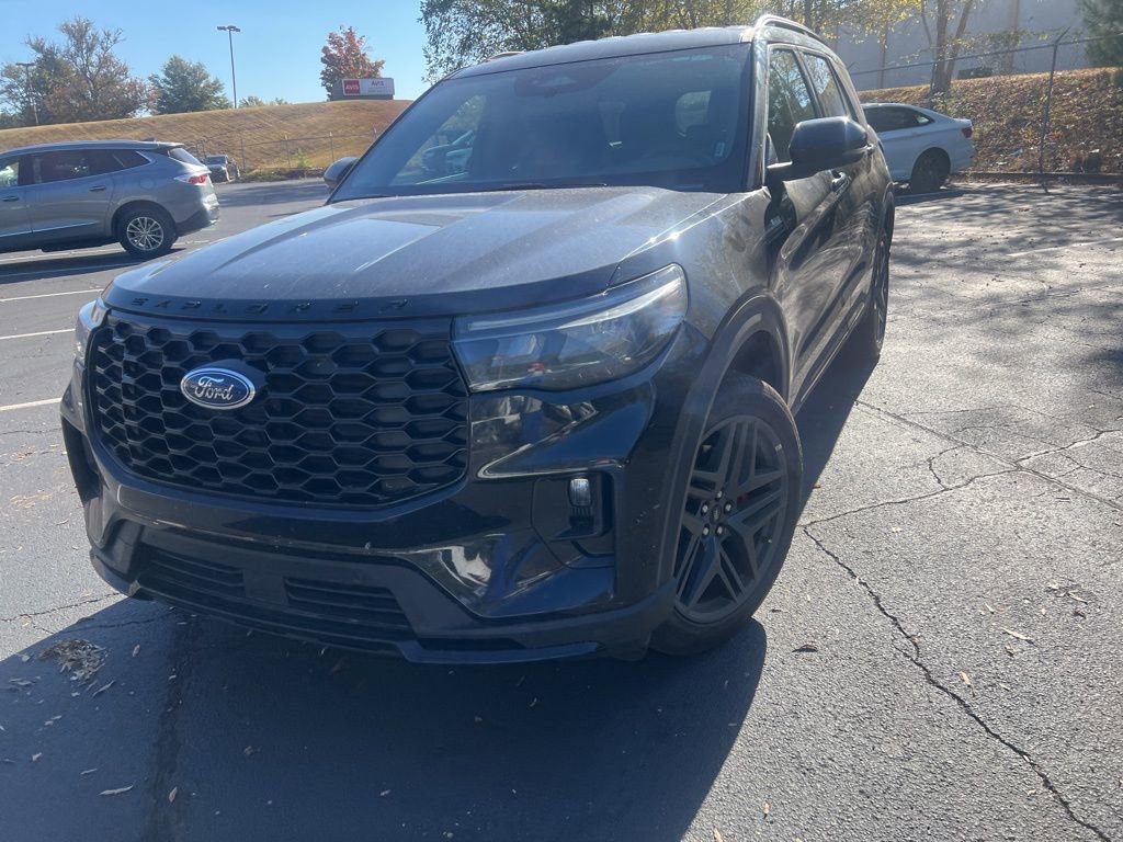 Used 2025 Ford Explorer ST-Line w/ ST-Line Street Pack