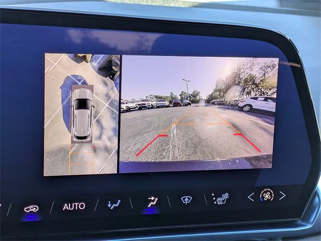 Used 2025 Chevrolet Equinox EV LT w/ Convenience Package image 20