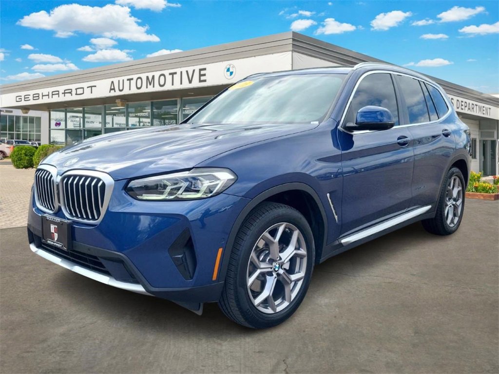 Used 2023 BMW X3 xDrive30i w/ Premium Package image 3