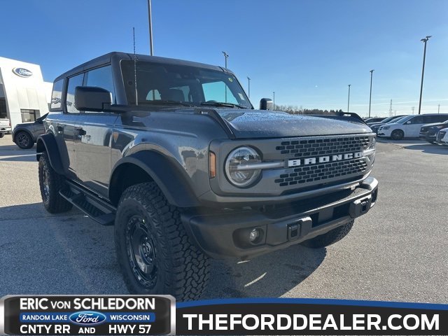 New 2025 Ford Bronco Badlands w/ Sasquatch Package