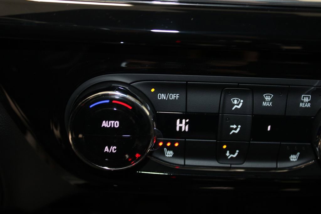 New 2026 Chevrolet Trax RS w/ Sunroof Package image 38