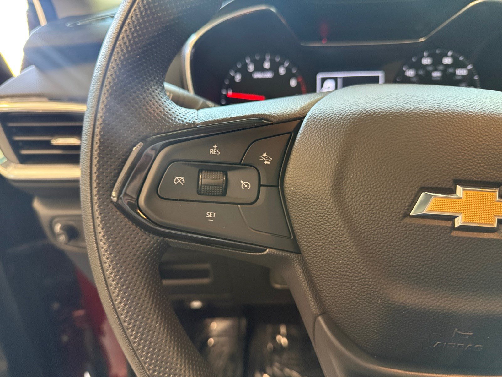 Used 2024 Chevrolet Equinox LT FWD image 24