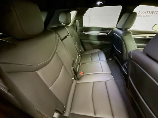 Used 2024 Cadillac XT5 Luxury image 29