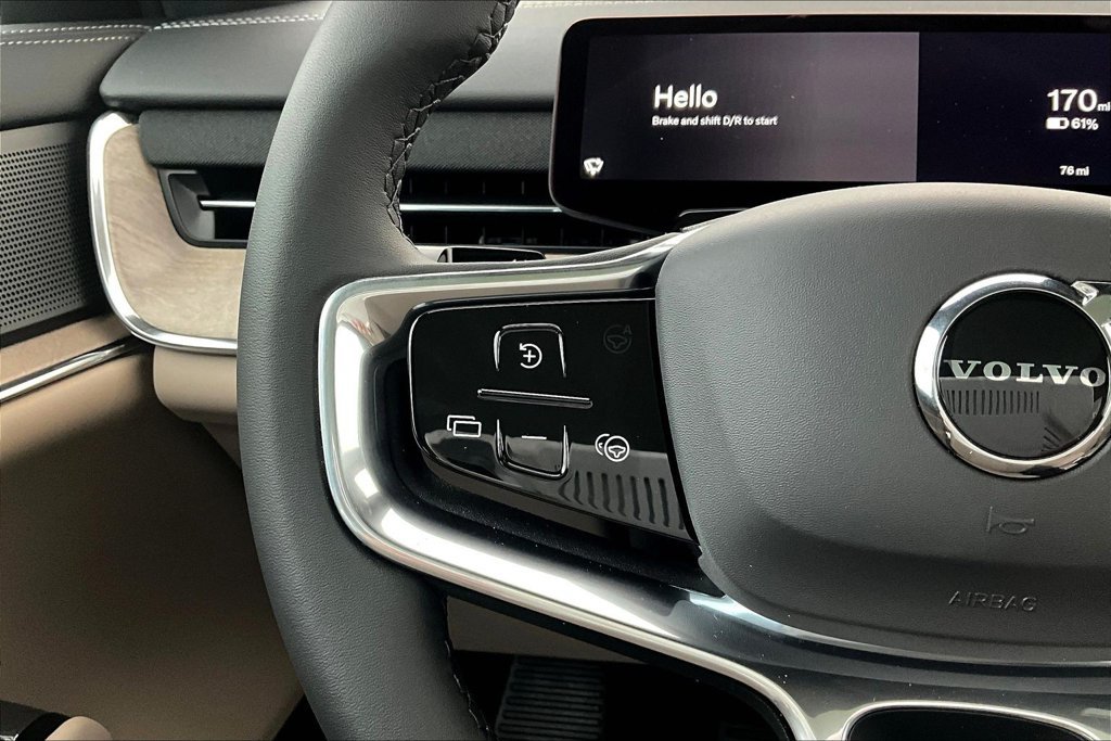 New 2026 Volvo EX90 Plus RWD image 16